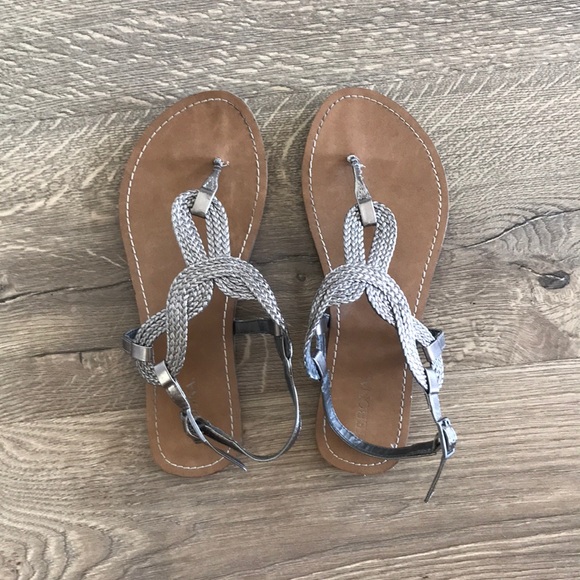 Sandals - Picture 1 of 6